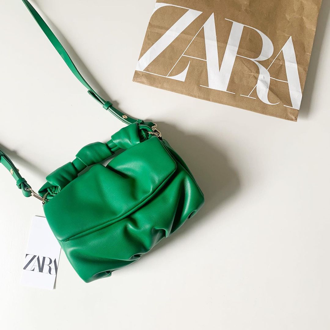 今回の新作は我慢できません。【ZARA】の「クロスボディバッグ」が大優勝