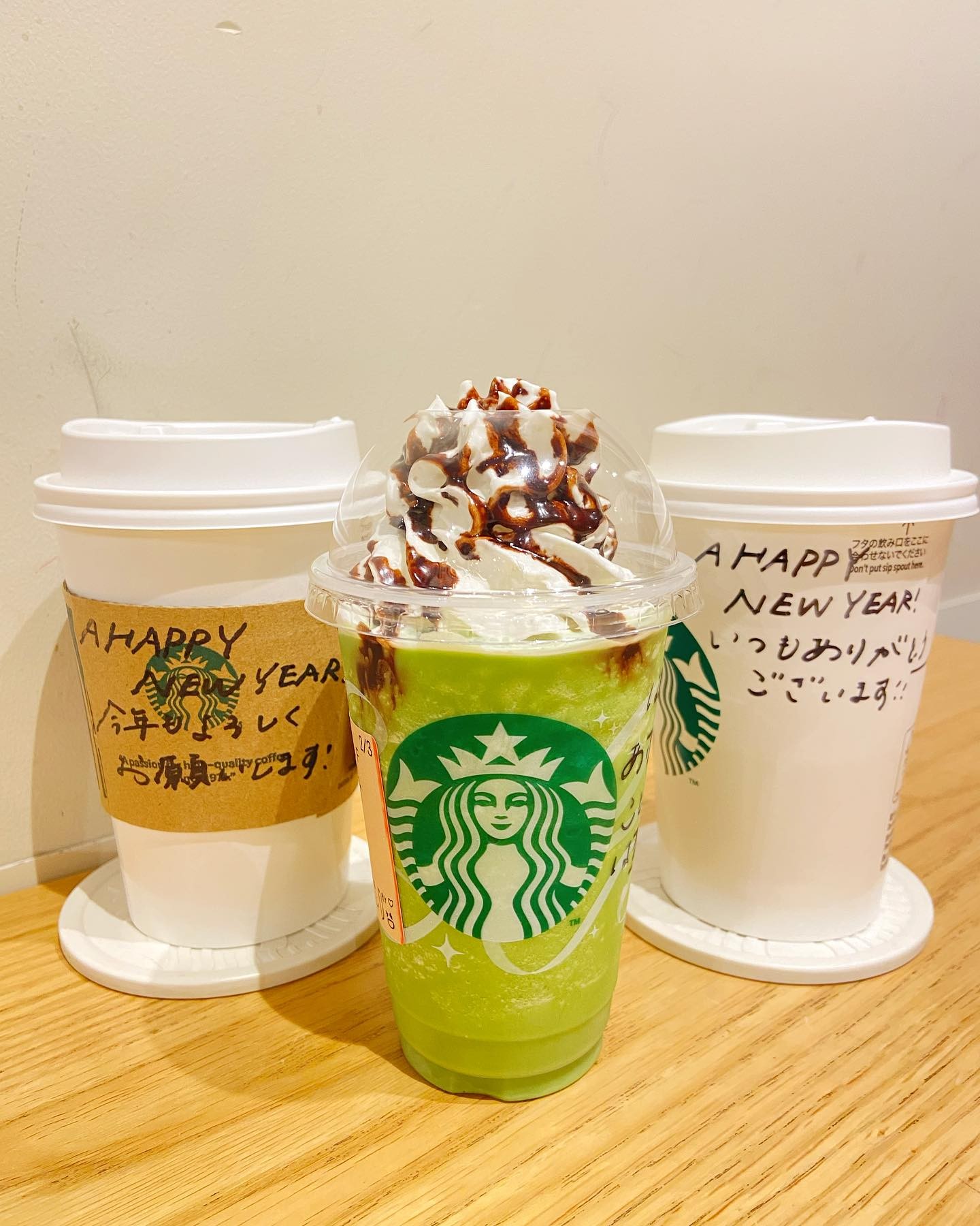 定番を飲みたい♡【スタバ】の「抹茶フラペチーノ」カスタム集