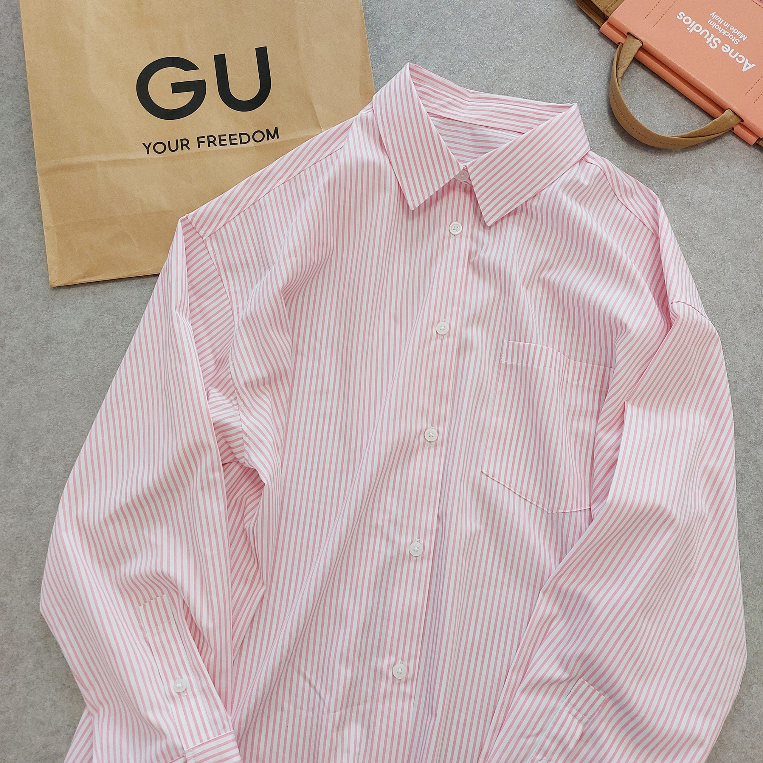 まさにドンピシャ！春感じるピンクに一目惚れ♡【GU】ストライプオーバーサイズシャツをご紹介